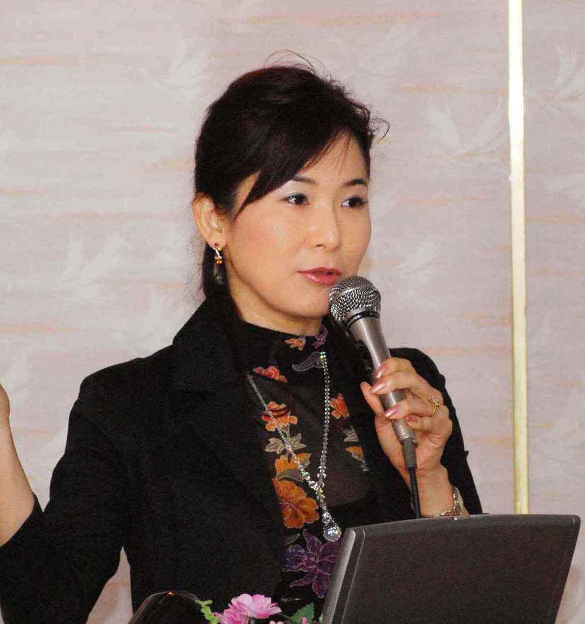 �����Z�~�i�[